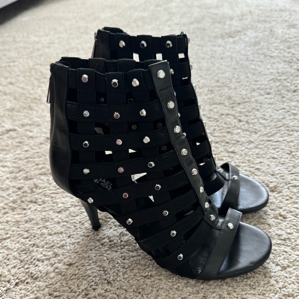 Michael Kors Heels! - Picture 3 of 12